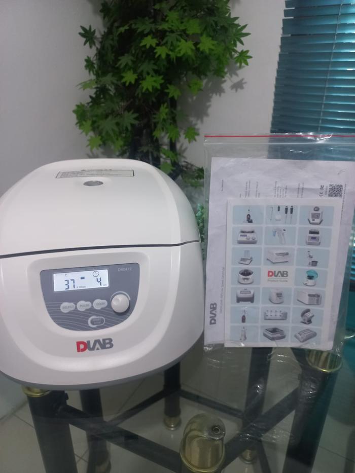 DLAB Clinical Centrifuge DM 0412 Speed 300-4500 RPM with Rotor A6-50P