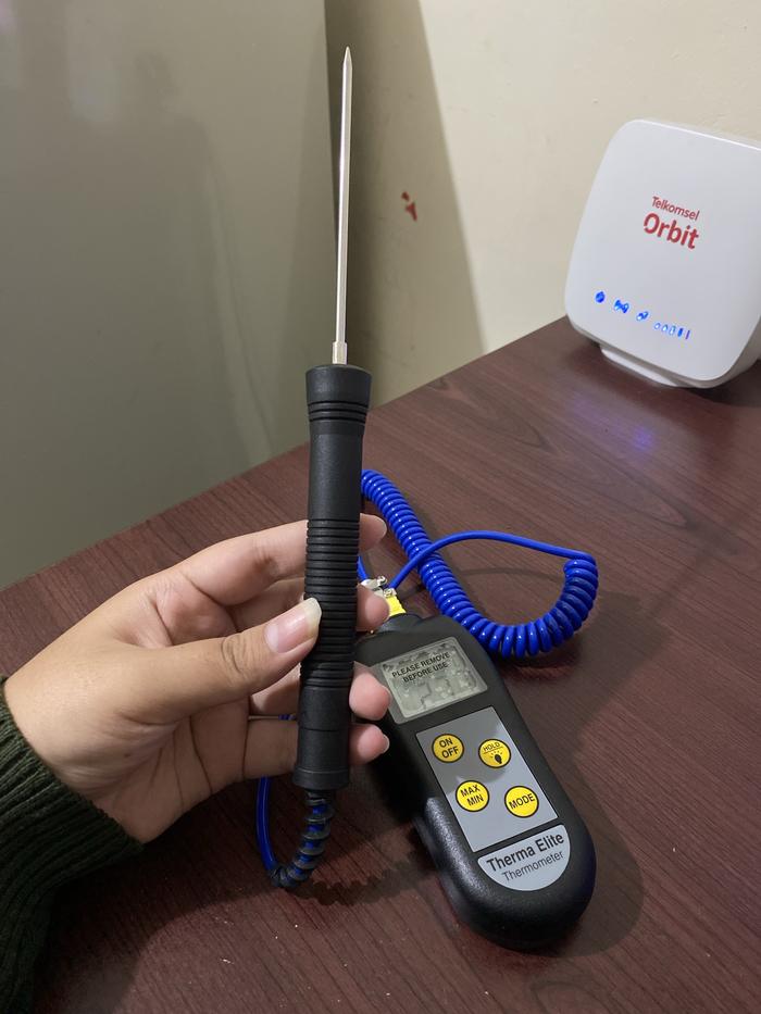 Therma Elite Thermometer ETI with Thermocouple Penetration Probe