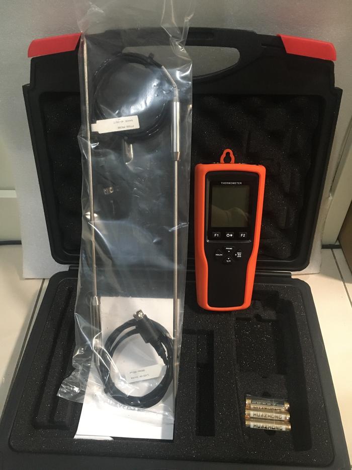 High Accuracy Thermometer Data Recorder YET-720L Yowexa with Probe