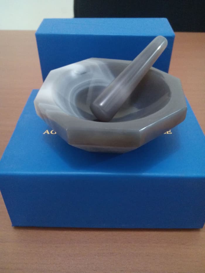 Agate Mortar Diameter 10cm