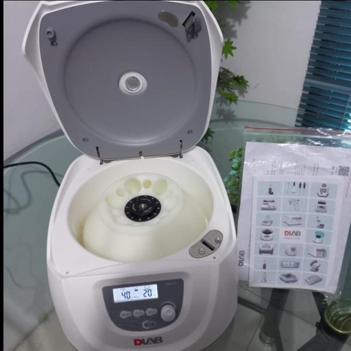 DLAB Clinical Centrifuge DM 0412 Speed 300-4500 RPM with Rotor A6-50P